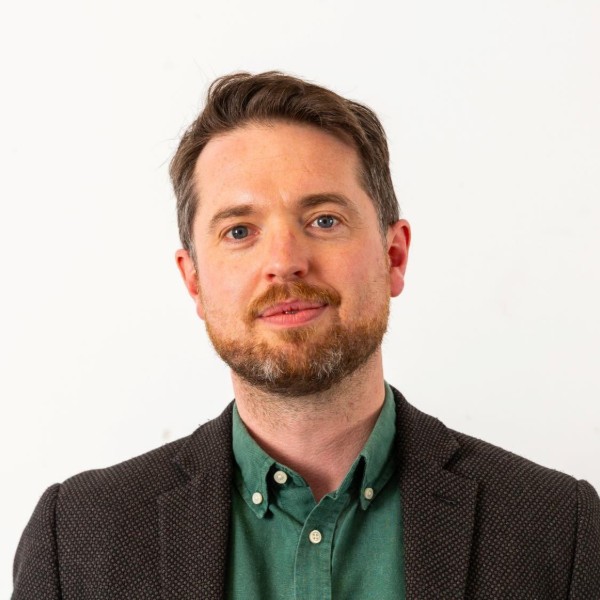 Dr. Paul Hutchings
