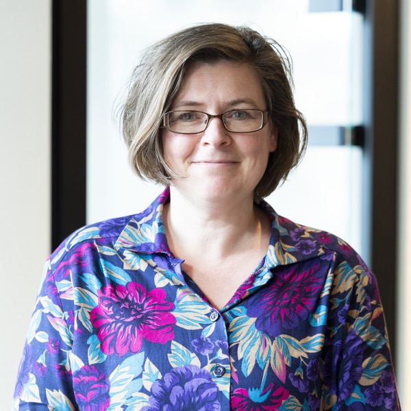 Dr. Anne Velenturf